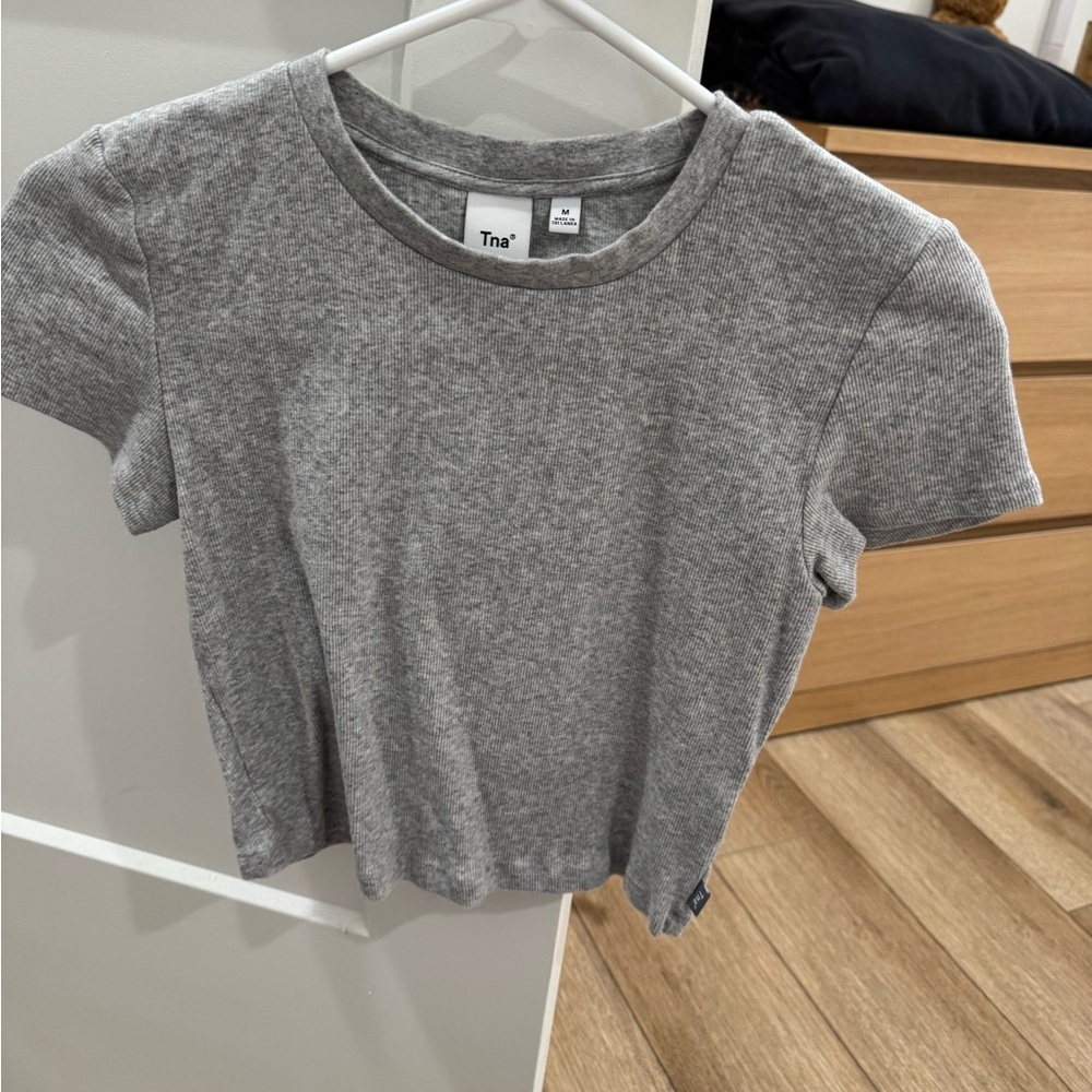 Aritzia TNA Tee